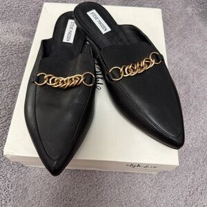 Steve Madden Mule PENDING OFFER